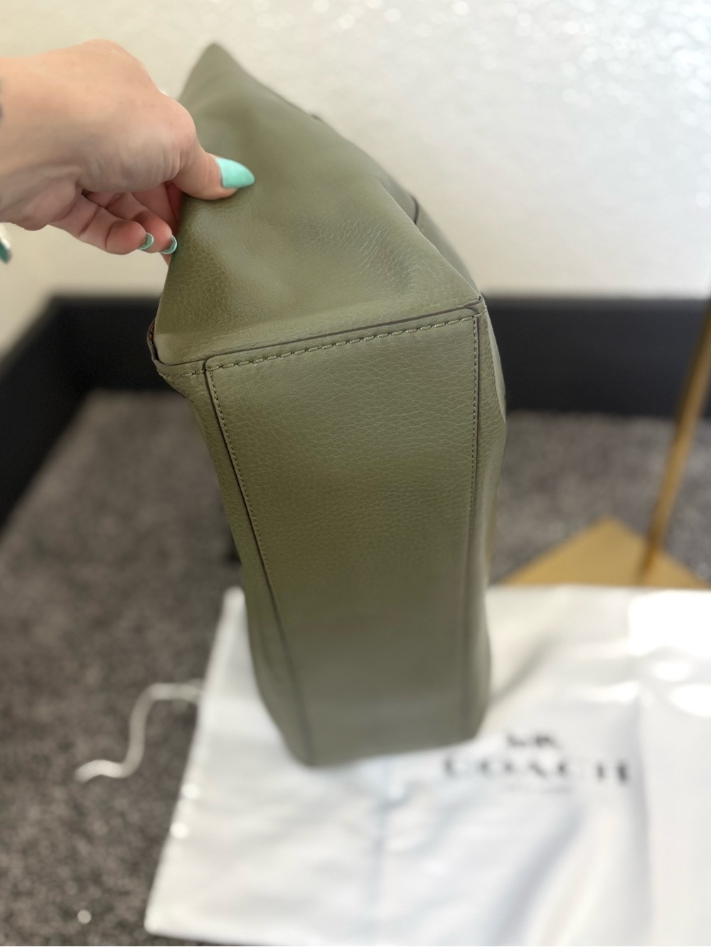 COACH LARGE DERBY TOTE - Picture 11 of 12